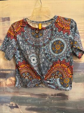 Knot-Front Mandala Crop Top - Multicolor